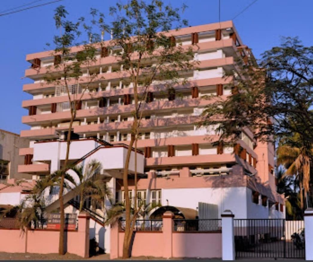 Vitthal Inn Pandharpur Bagian luar foto