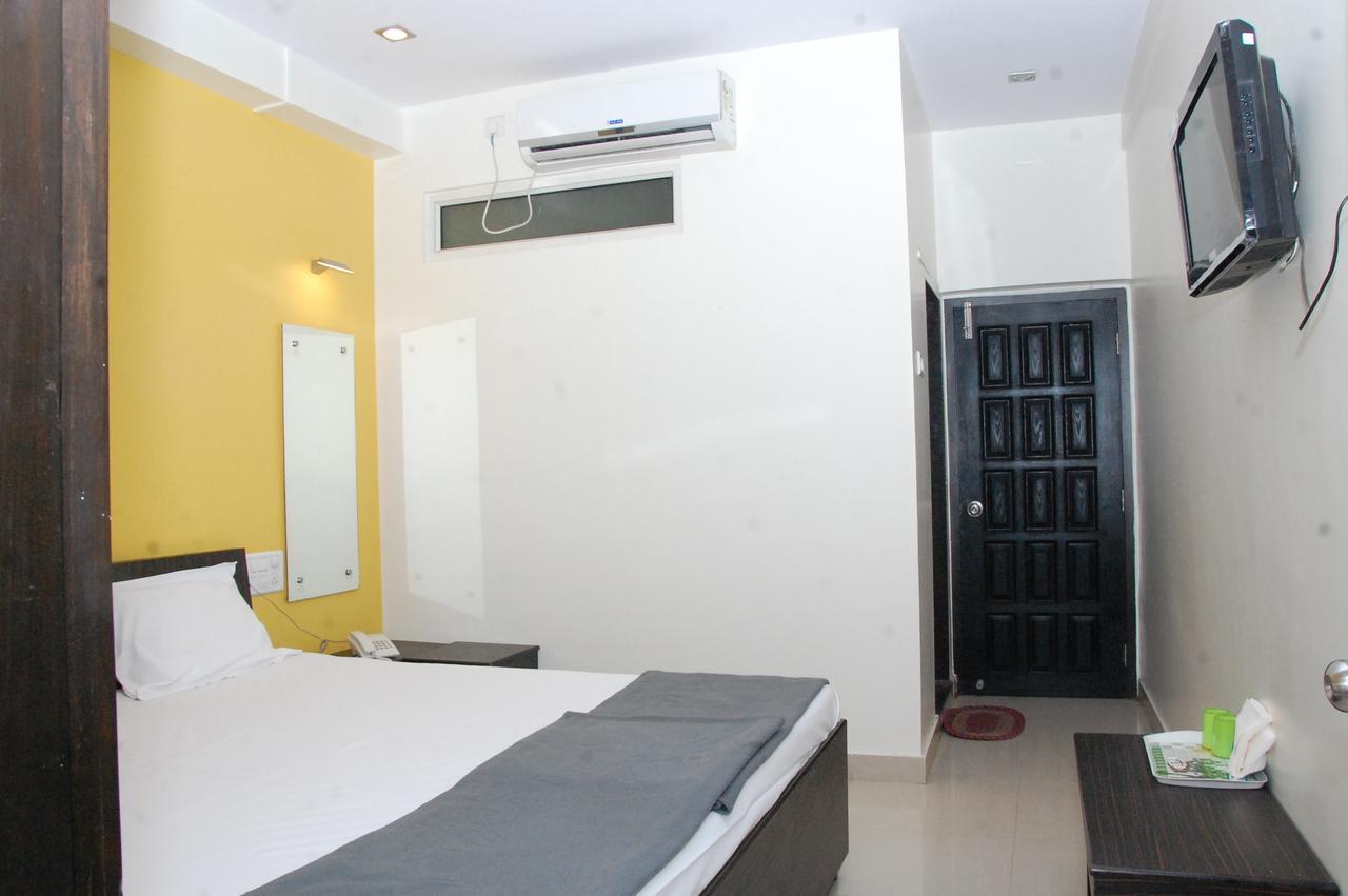 Vitthal Inn Pandharpur Bagian luar foto