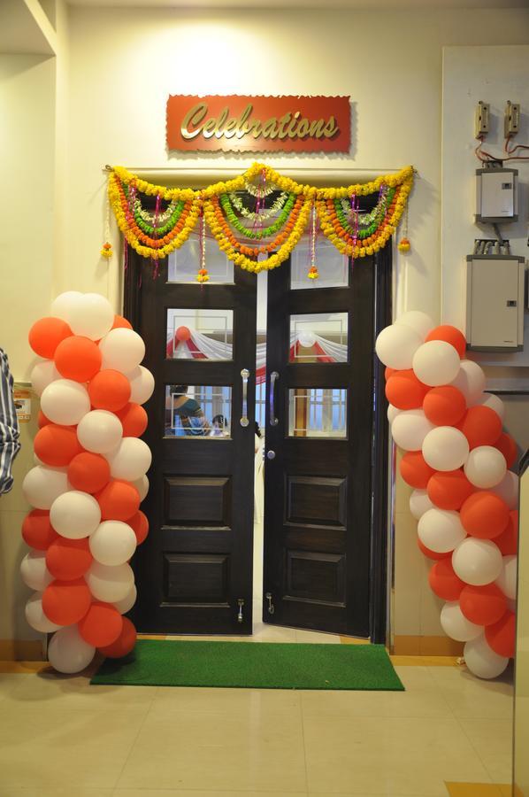 Vitthal Inn Pandharpur Bagian luar foto